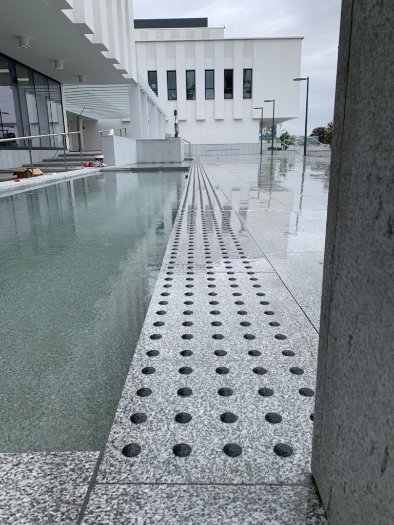 instalacion podotactil en madrid hercenpo03 768x1024