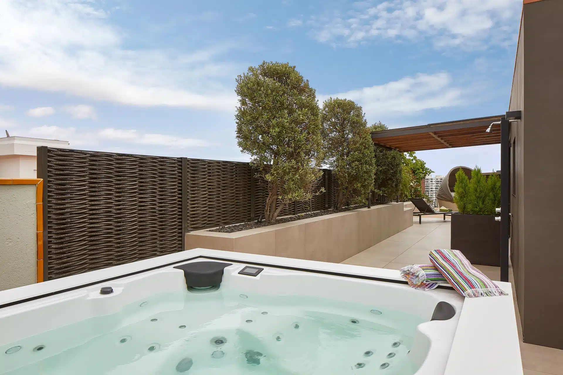 vib terrace 18 1920x1280.jpg