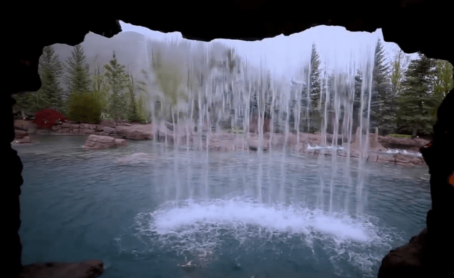 The Mountain Swimming Pool 10